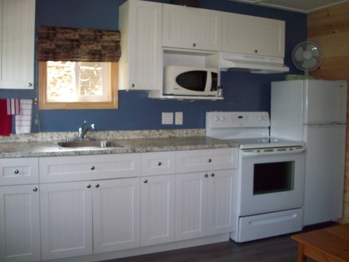 Lakewoods Cottage Oxtongue Lake Exterior photo